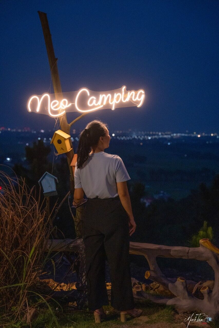 Neo Camping trên đồi